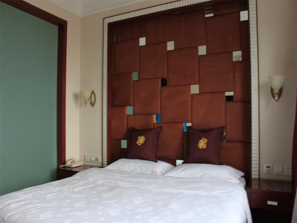 Baotou West Lake Hotel Ruang foto
