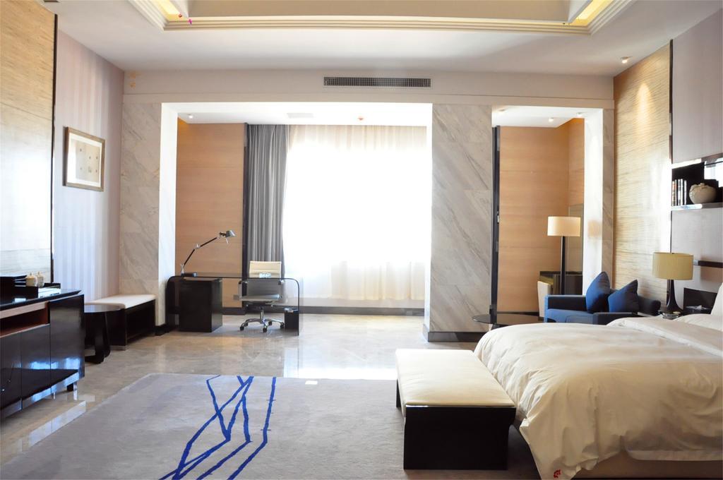 Baotou West Lake Hotel Bagian luar foto