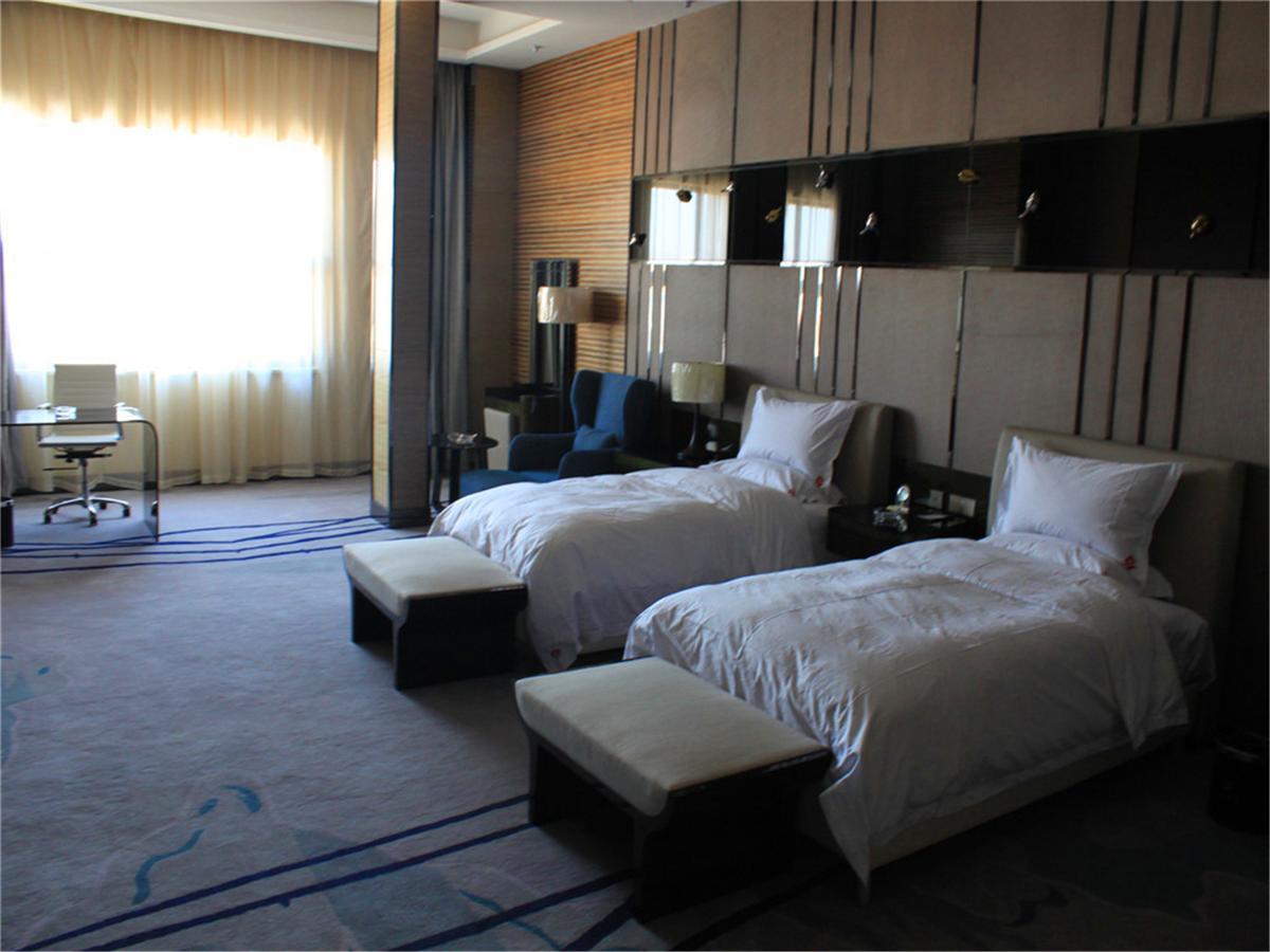 Baotou West Lake Hotel Ruang foto